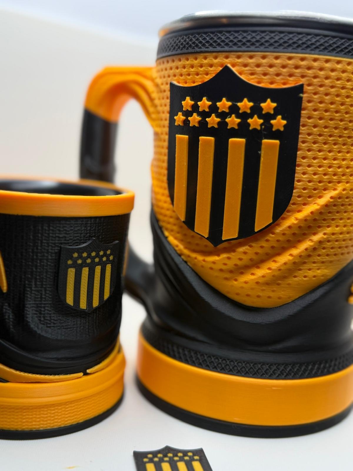 Jarra Peñarol Campeón del Siglo miniatura